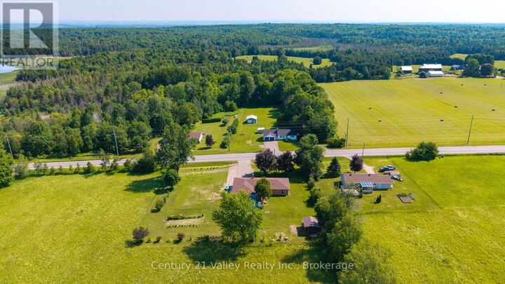 Property Photo:  2935 Burnstown Road  ON K7V 3Z4 