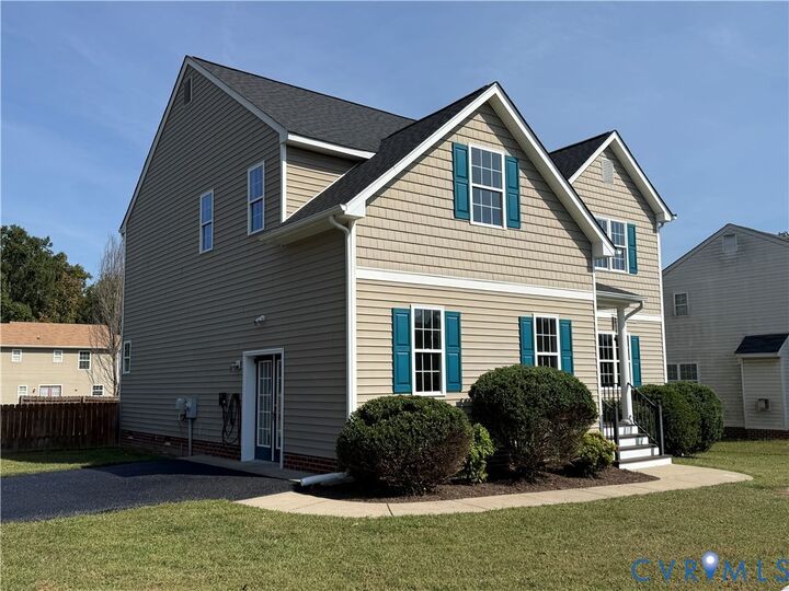 Property Photo: 8507 Proctors Run Drive VA 23237