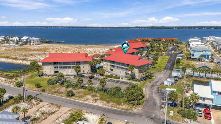 Property Photo:  7472 Sunset Harbor Drive Apt 311  FL 32566 