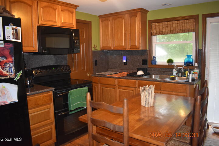 Property Photo: 892 State Route 30A NY 12035
