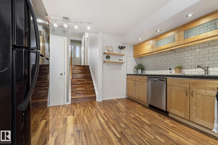 Property Photo:  10 Grandview Ridge  AB T8N 1T3 