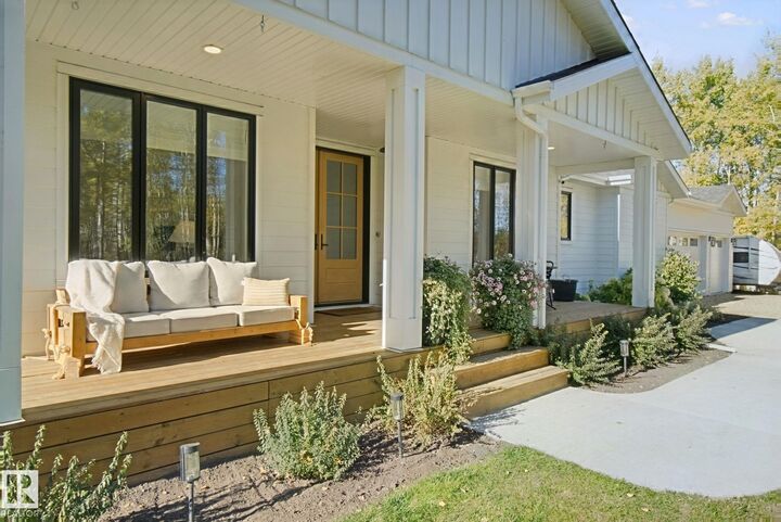 Property Photo: 30 52467 Range Road 214 AB T8A 0X1
