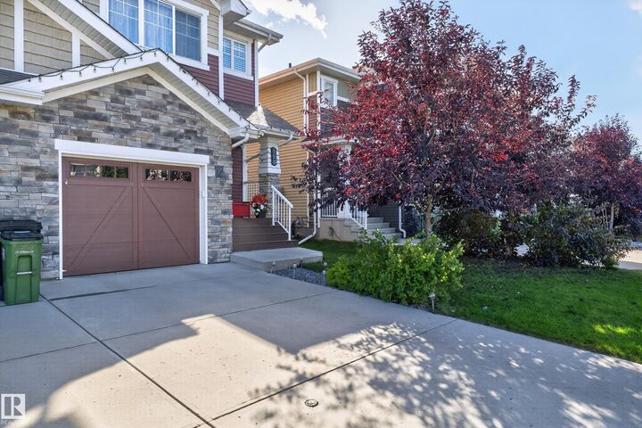 Property Photo:  505 Ebbers Way NW  AB T5Y 3T8 