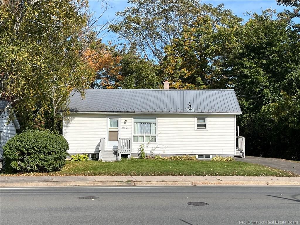 Photo de la propriété:  812 Forest Hill Road  NB E3B 4K8 
