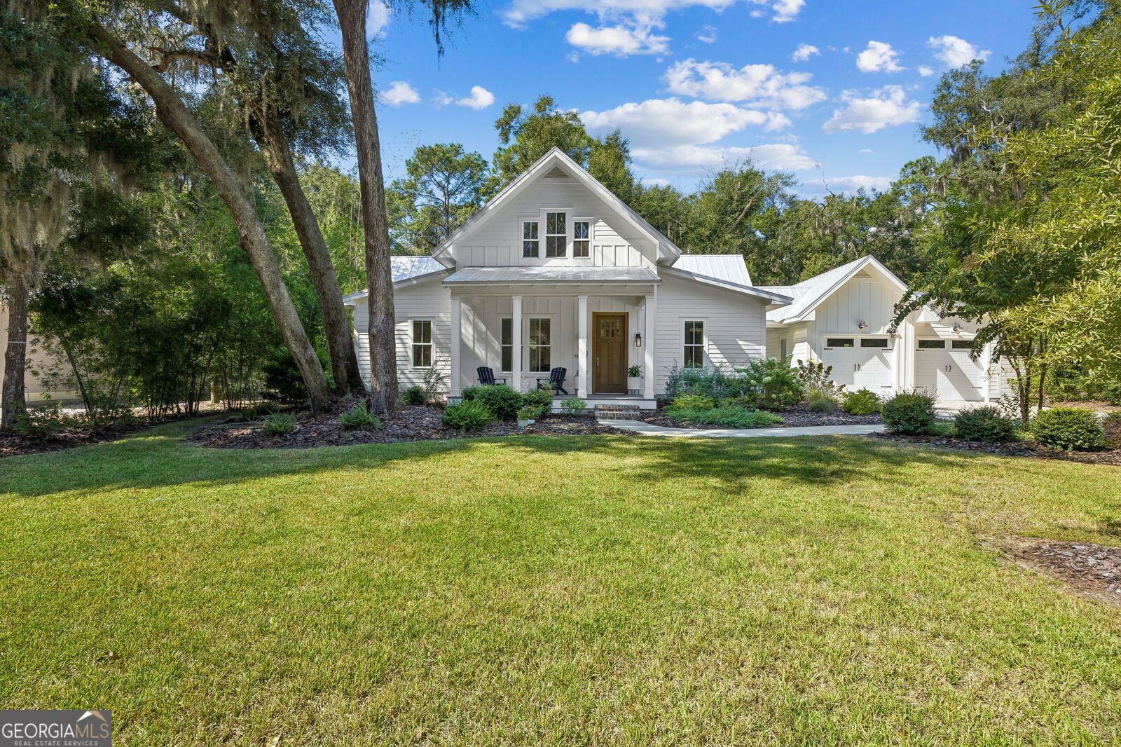 Property Photo: 402 Teather Drive GA 31558