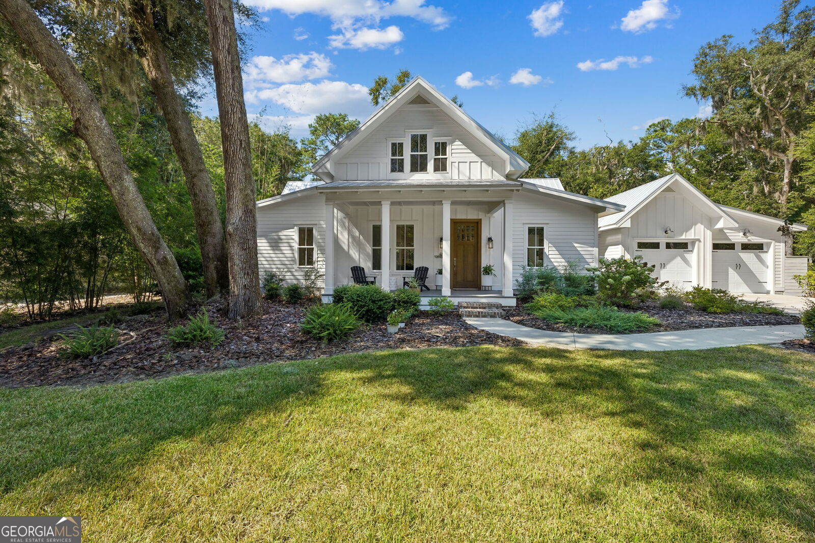 Property Photo: 402 Teather Drive GA 31558