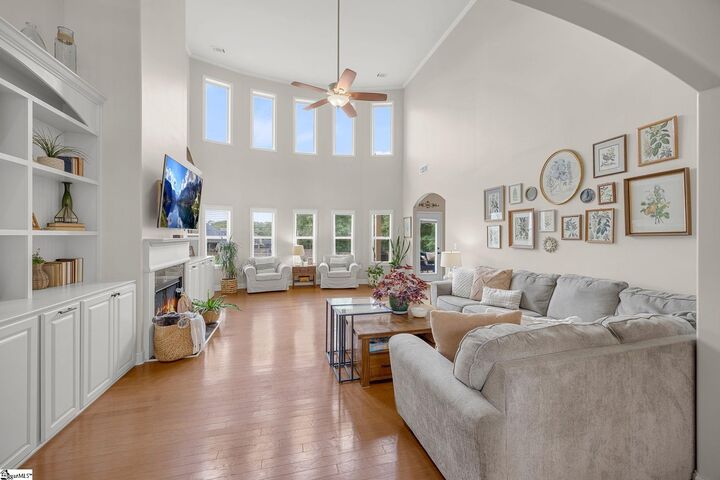 Property Photo: 15 Huntingtower Lane SC 29681