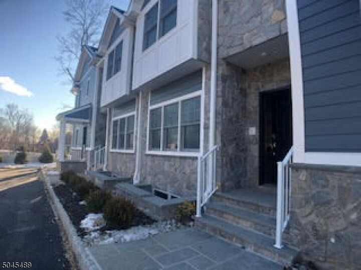 Property Photo: 2 Condict St 2 NJ 07960
