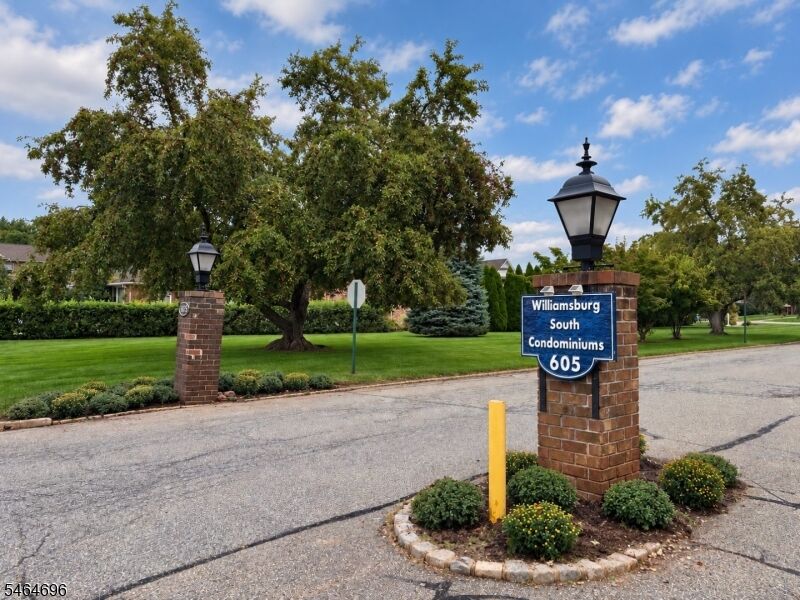 Property Photo:  605 Grove St E10  NJ 07013 