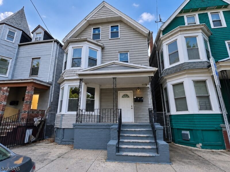 Property Photo: 131 S 8th St 2 NJ 07107