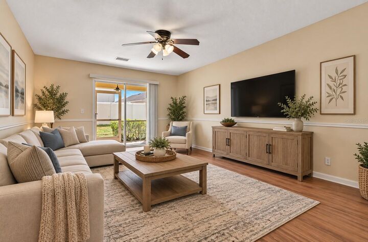 Property Photo:  233 Penmark Stone Place  FL 33594 
