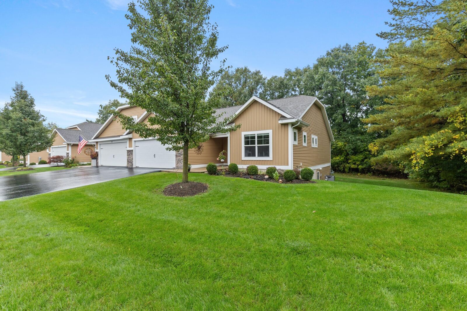 Property Photo:  3810 Branagan Court SE  MI 49512 