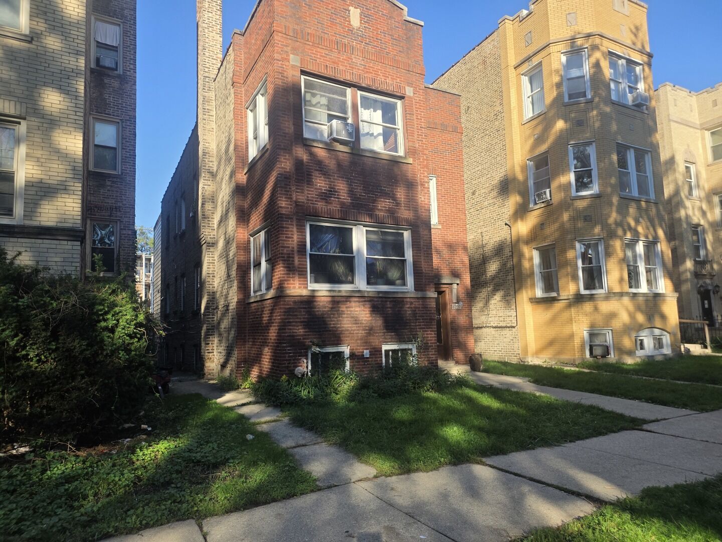 Property Photo:  6220 N Talman Avenue  IL 60659 