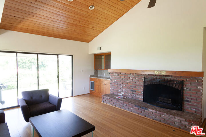 Property Photo:  10 Sweetgrass Lane  CA 90274 
