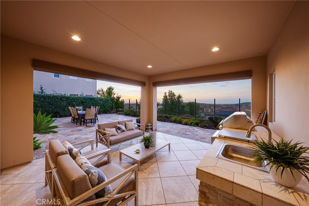 Property Photo: 17 Calliope CA 92630