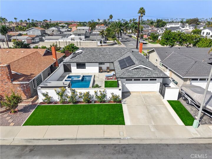 Property Photo: 21311 Antiqua Lane CA 92646