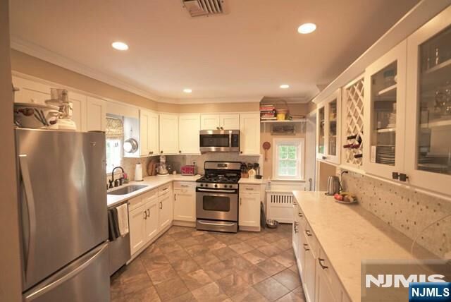 Property Photo:  237 Glen Avenue  NJ 07432 