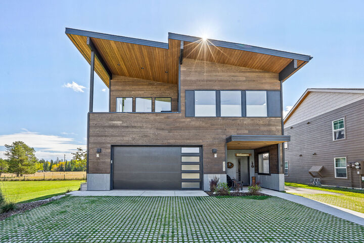 Property Photo:  751 Cottonwood Court  MT 59937 