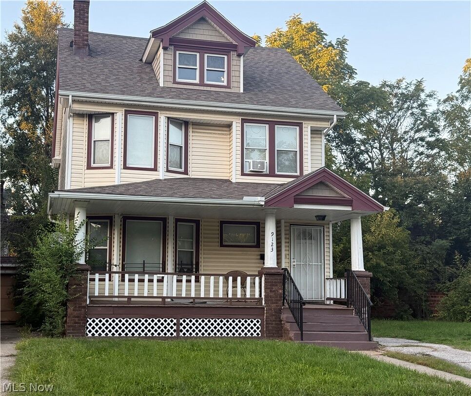 Property Photo:  9123 Kempton Avenue  OH 44108 