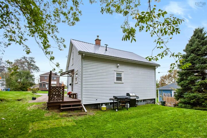 Property Photo:  40 Charles Street  NS B4H 3P8 