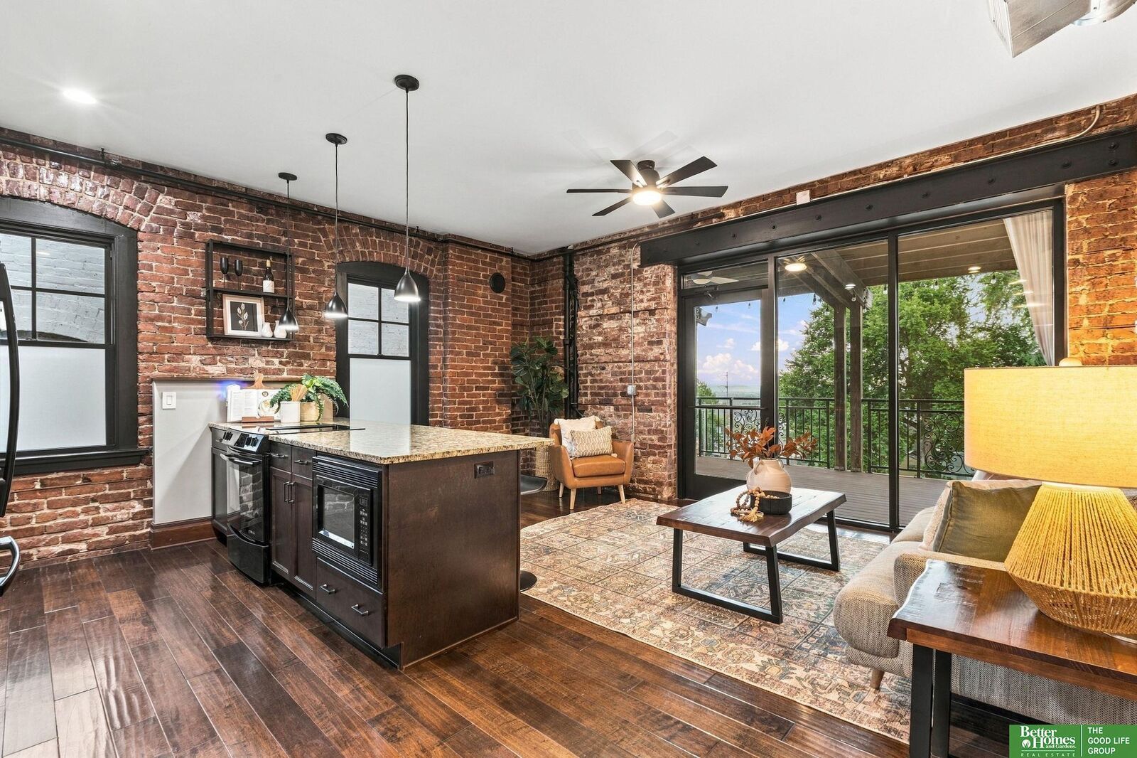 Property Photo:  1117 S 10 Street 16  NE 68108 