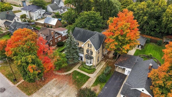 Property Photo:  107 Cayley Street  ON N0G 2V0 