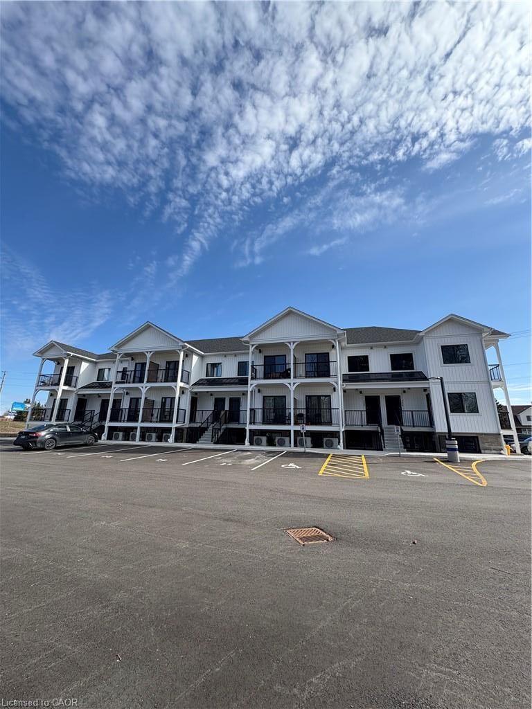 Property Photo: 600 Norfolk Street 303 ON N3Y 0H5