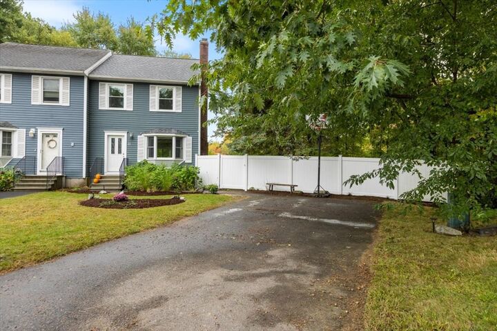 Property Photo:  22 Riverbank Circle 22  MA 01835 