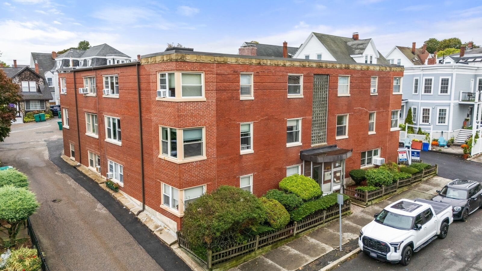 Property Photo:  30 Ocean Street 4  MA 01902 