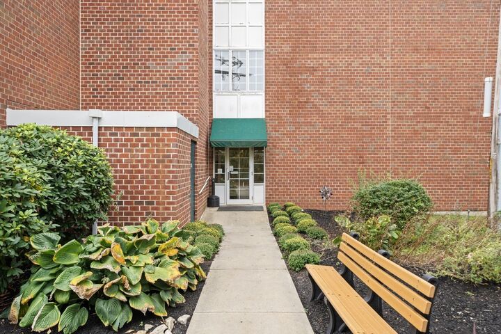 Property Photo:  148 Main St C439  MA 01845 
