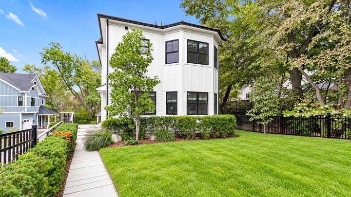 Property Photo: 148 Pine St MA 02466