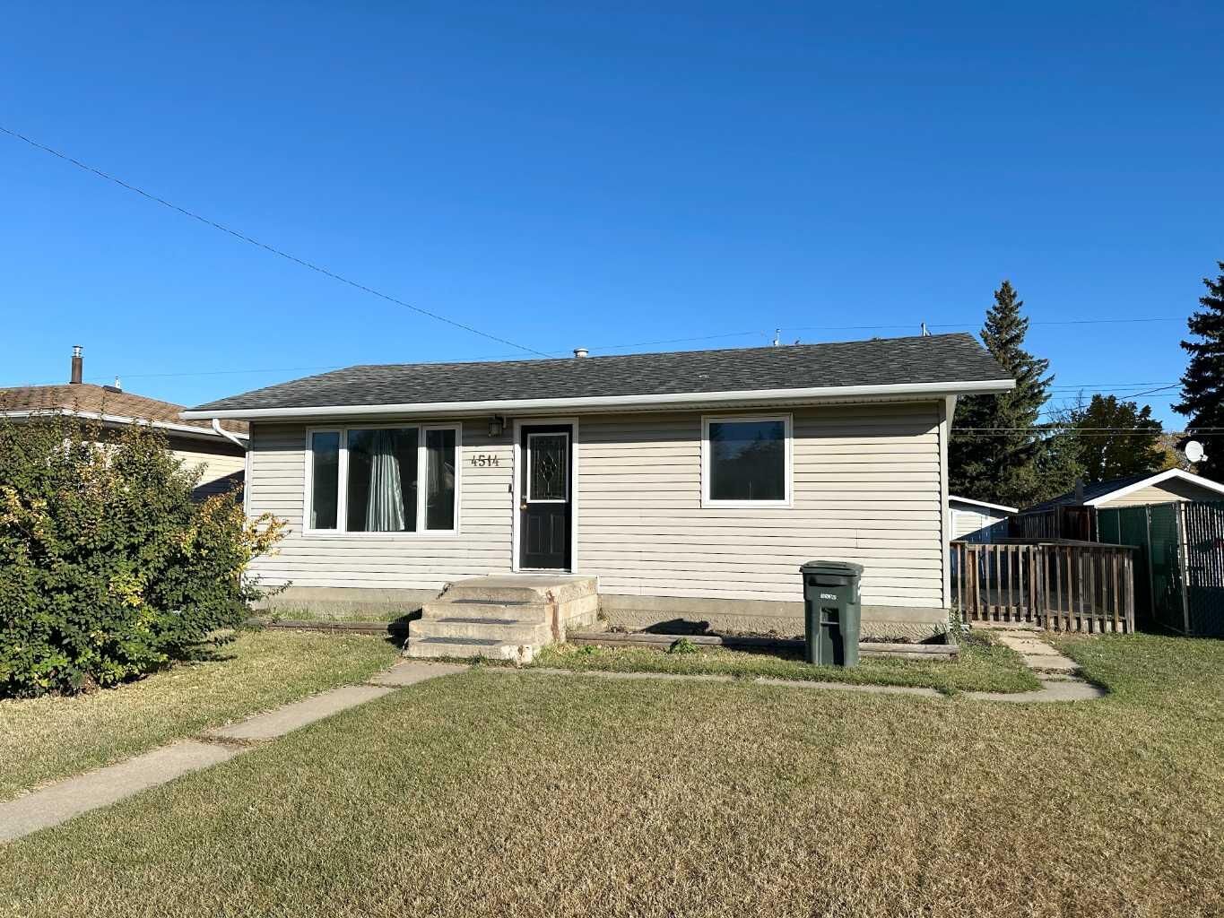 Property Photo:  4514 53 Avenue  AB T9X 1R4 