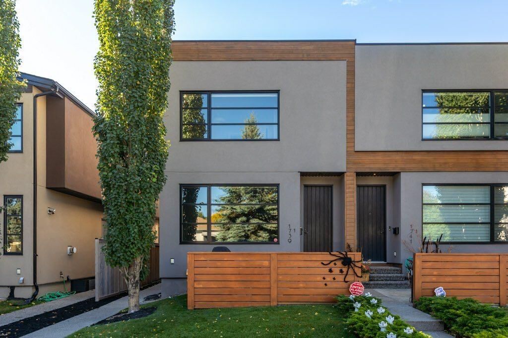 Property Photo:  1739 36 Avenue SW 2  AB T2T 2G4 