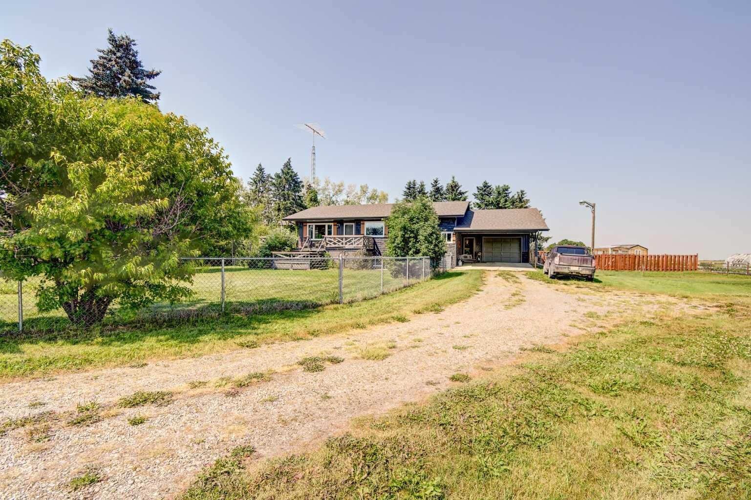 Property Photo:  1342 Township Road 361 10  AB T4G 0H9 