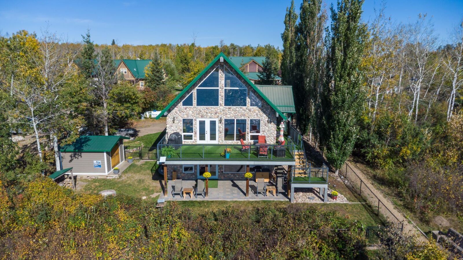 Property Photo:  29 Rose Meadow Drive  SK S0M 1L0 