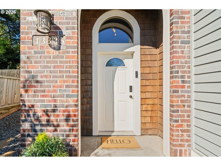 Property Photo: 13335 SE Woodland Cir OR 97086