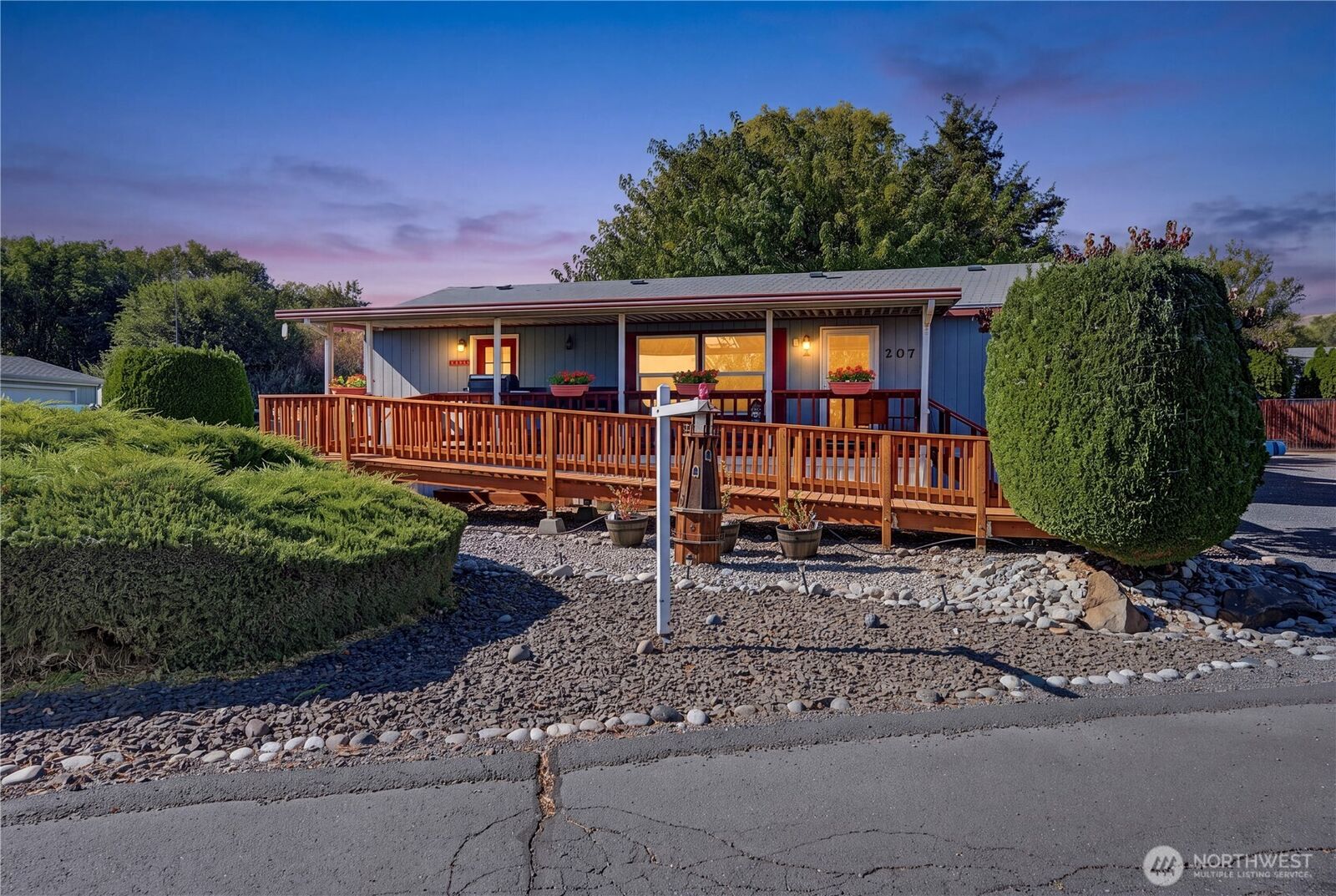 Property Photo: 2285 Basin Street SW 207 WA 98823