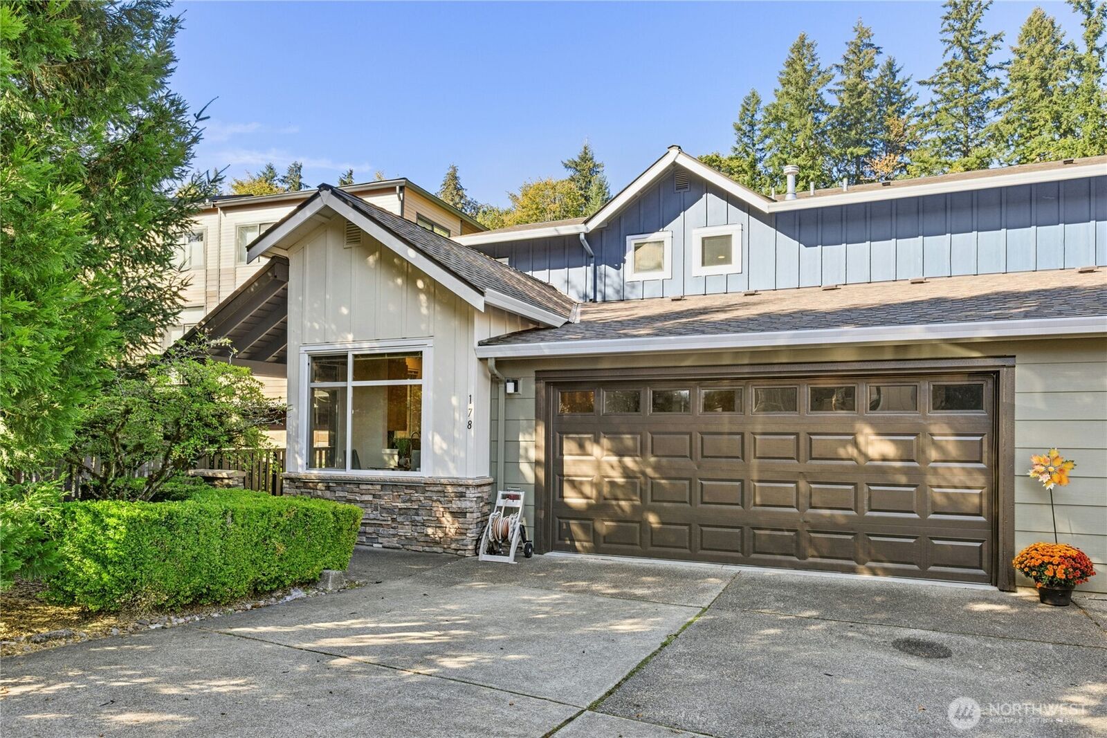 Property Photo: 178 Cougar Ridge Road NW 2301 WA 98027