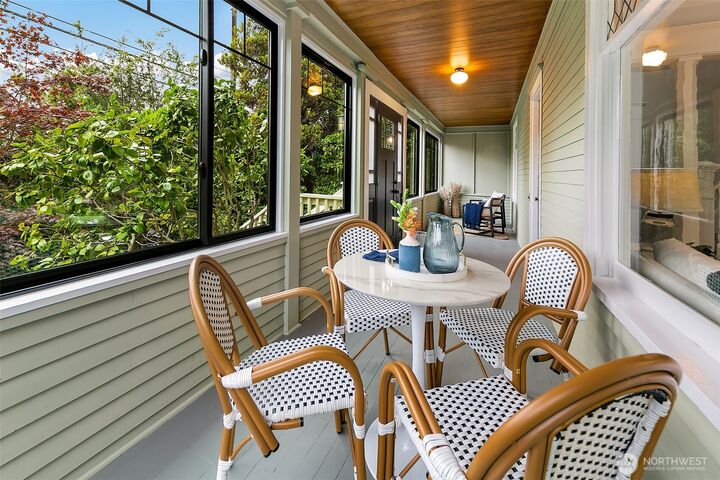 Property Photo: 1812 N 80th Street WA 98103
