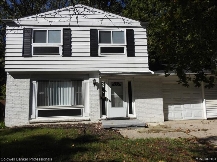 Property Photo:  5919 Western Road  MI 48506 