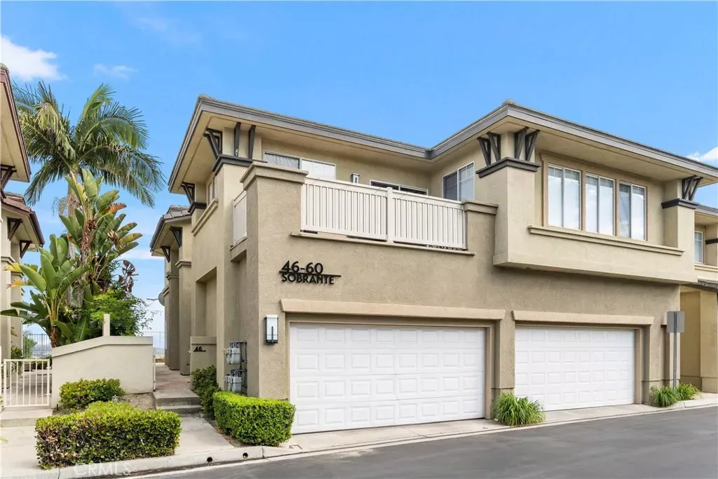 Property Photo: 46 Sobrante CA 92656