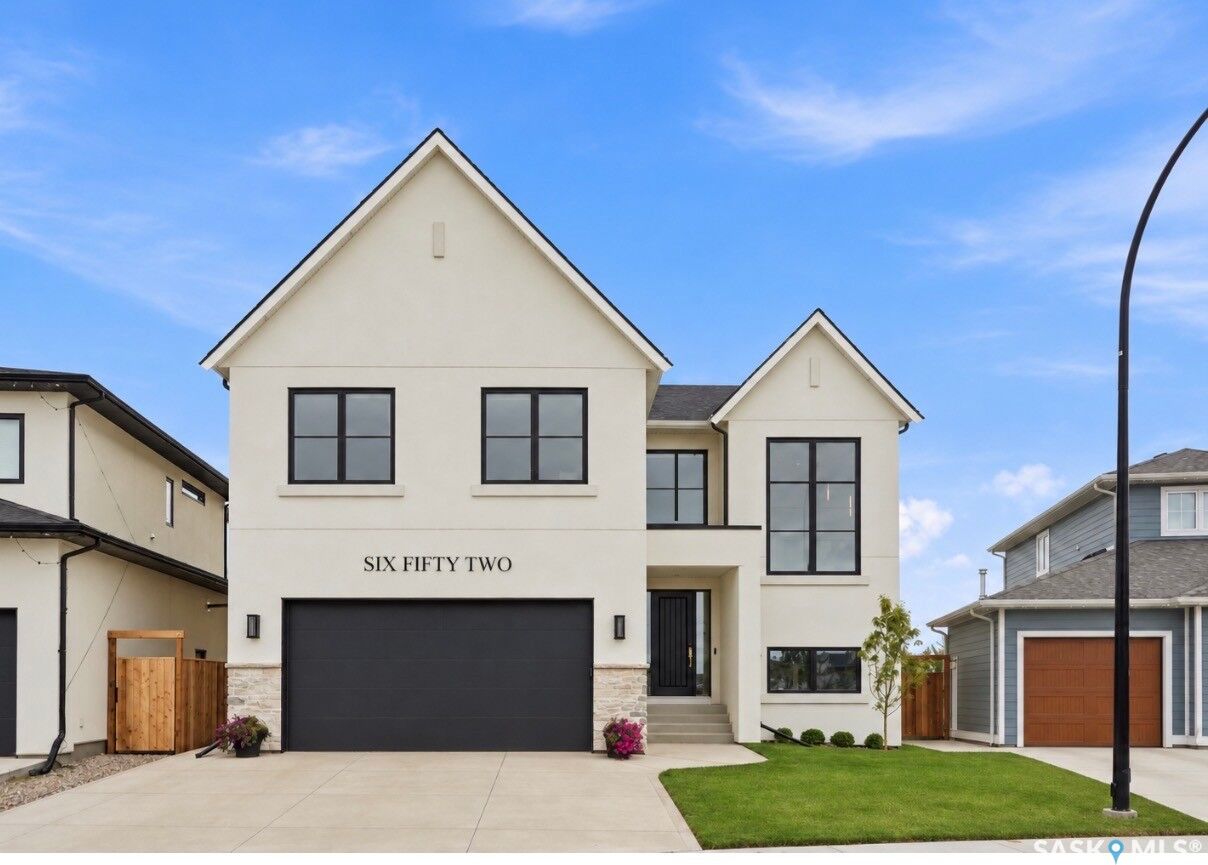 Property Photo: 652 Pepper Bend SK S7V 1T3