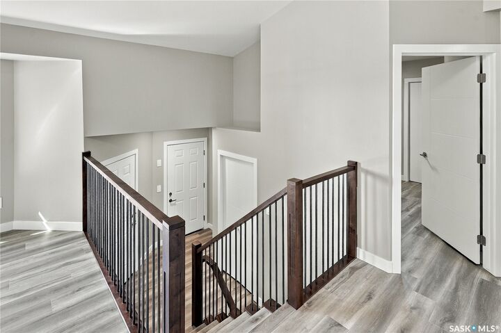 Property Photo:  246 Sutter Place  SK S7T 0R3 