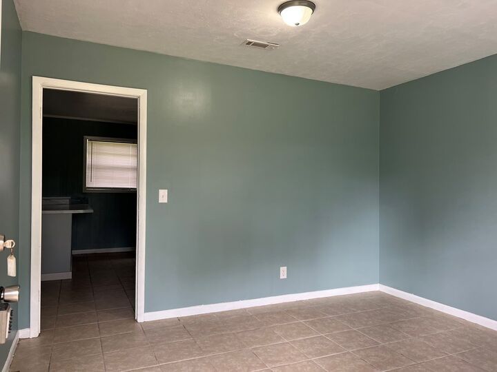 Property Photo: 4435 Glen Lawrence Rd AL 36376