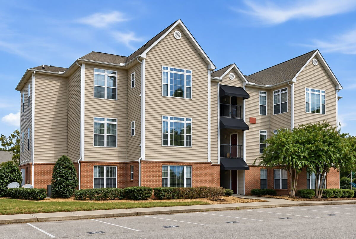 Property Photo: 2501 Huntscroft Lane 300 NC 27617