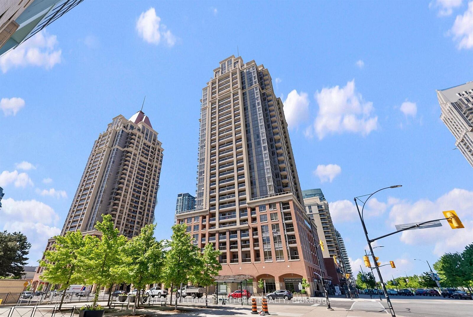 Property Photo:  4090 Living Arts Drive 1602  ON L5B 4M8 
