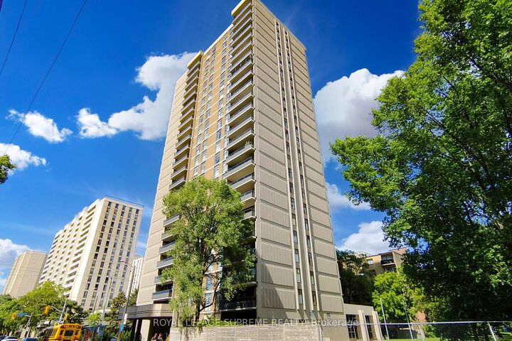 Property Photo:  135 Marlee Avenue 401  ON M6B 4C6 