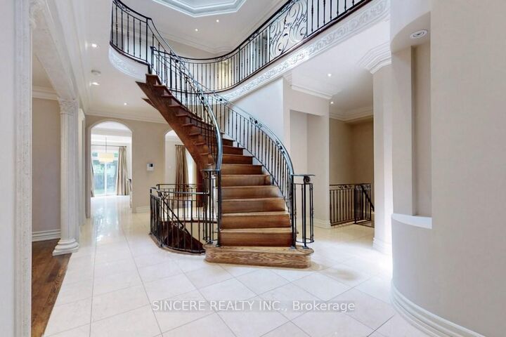 Property Photo: 195 Byng Avenue ON M2N 4K8