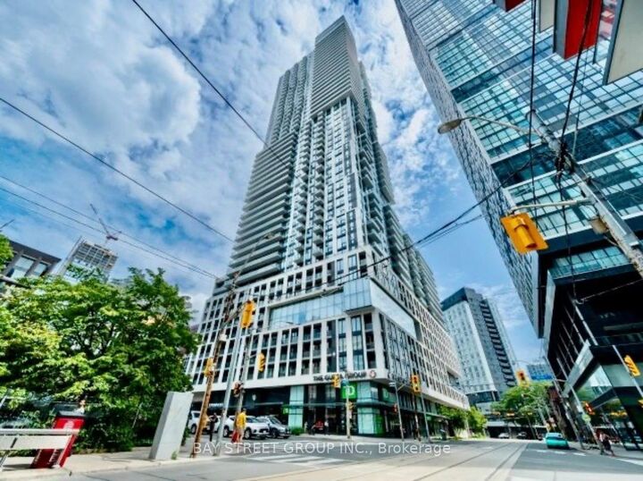 Property Photo:  251 Jarvis Street 1916  ON M5B 0C3 