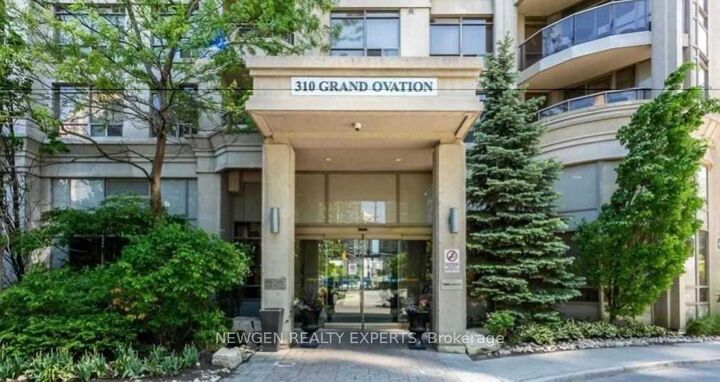Property Photo:  310 Burnhamthorpe Road W 805  ON L5B 0E1 